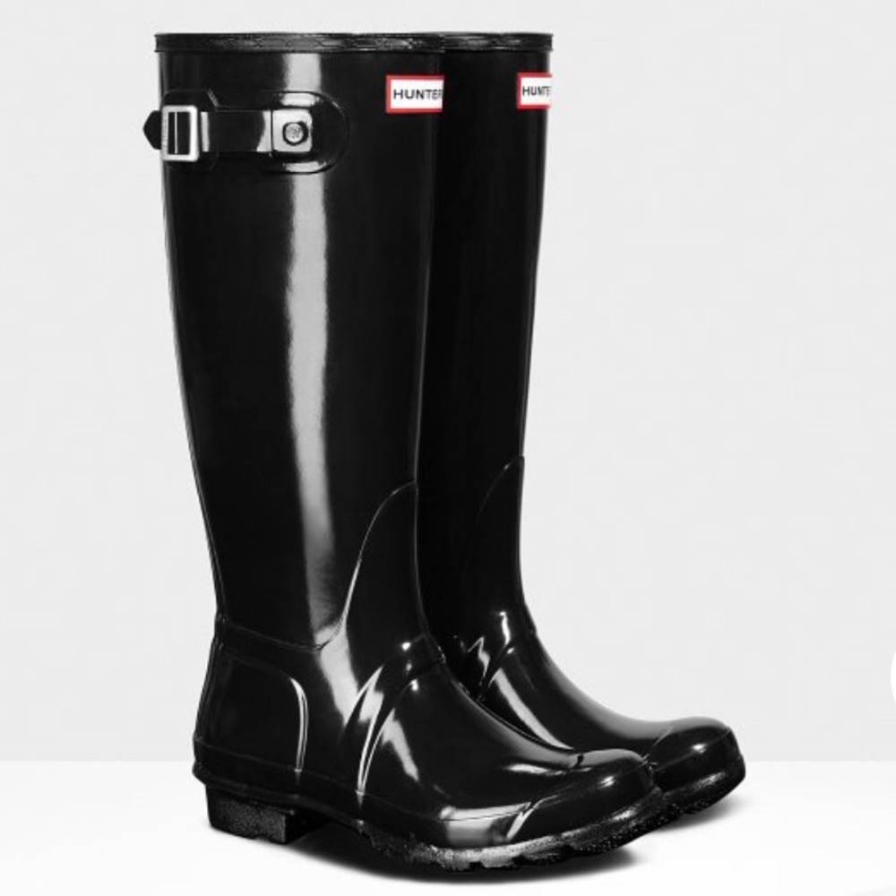 Hunter Women’s Original Tall Gloss Rain Boots